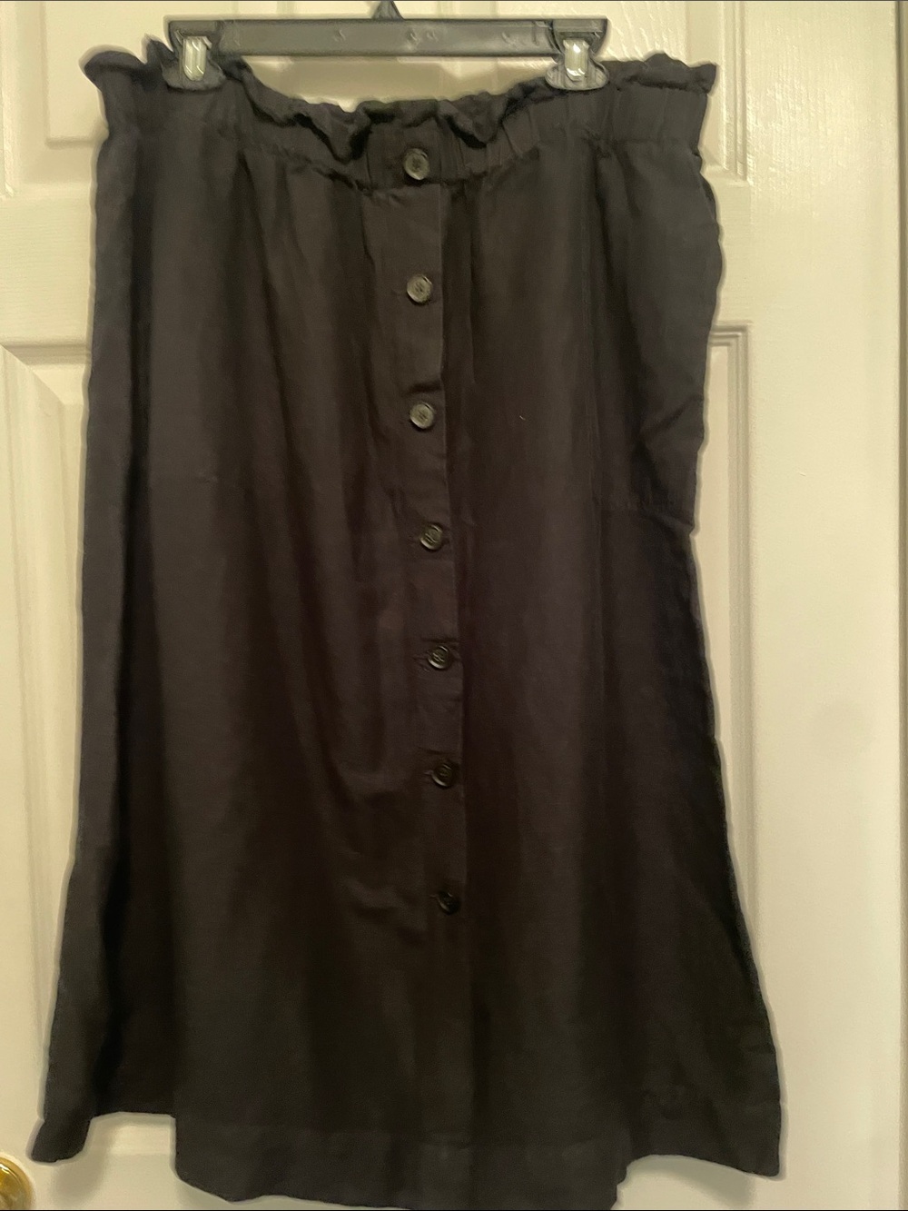 Madewell Black Button-Front Ruffle-Waist Midi Skirt